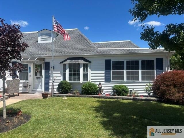 Property Photo: 150 Providence Way B NJ 08831