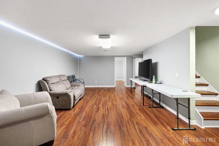 Property Photo:  150 Nantwich Court  NJ 08873 