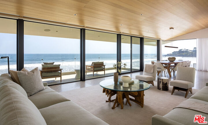Property Photo: 31388 Broad Beach Rd CA 90265