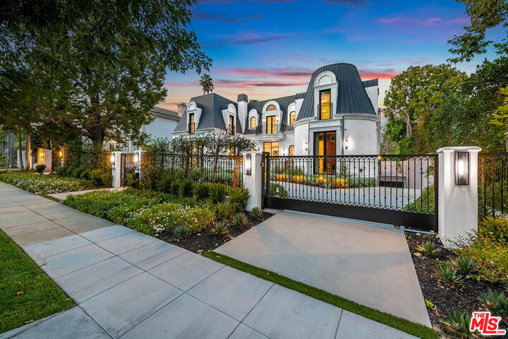 Property Photo: 616 N Alpine Dr CA 90210