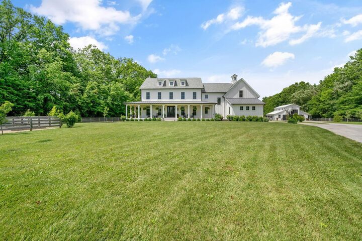 Property Photo:  3138 Bean-Oller Road  OH 43015 