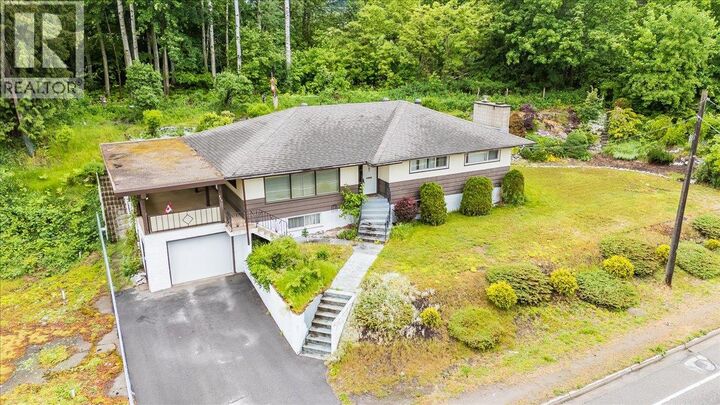 Property Photo:  840 Columbia Avenue  BC V1N 1H2 