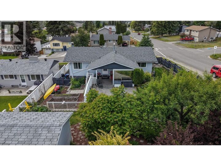 Property Photo:  480 Smith Street  BC V2G 4A3 