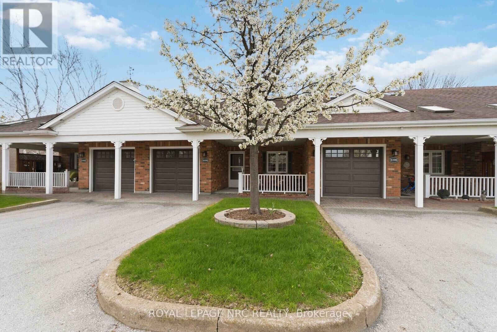 Property Photo:  4104 Loganberry Court 2  ON L0R 2C0 