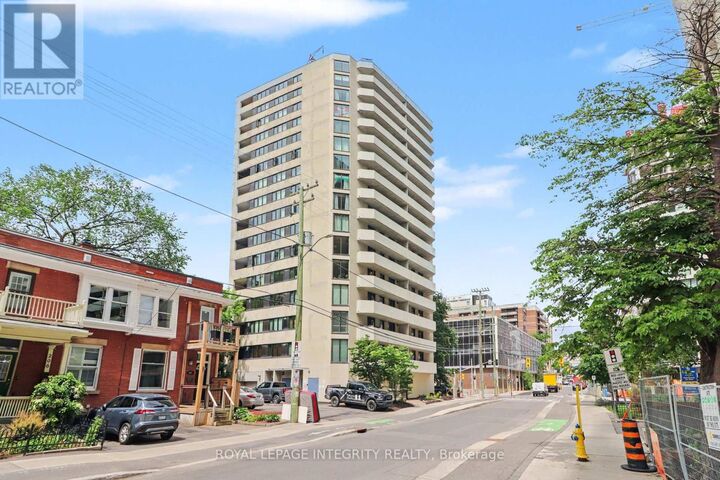Property Photo:  200 Bay Street South 102  ON K1R 7W8 
