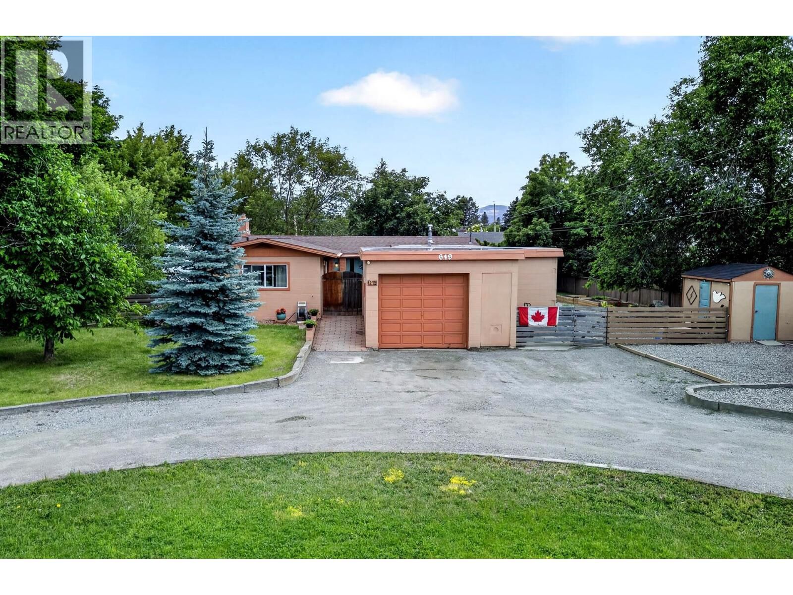 Property Photo:  649 Sicamore Drive  BC V2B 6R6 
