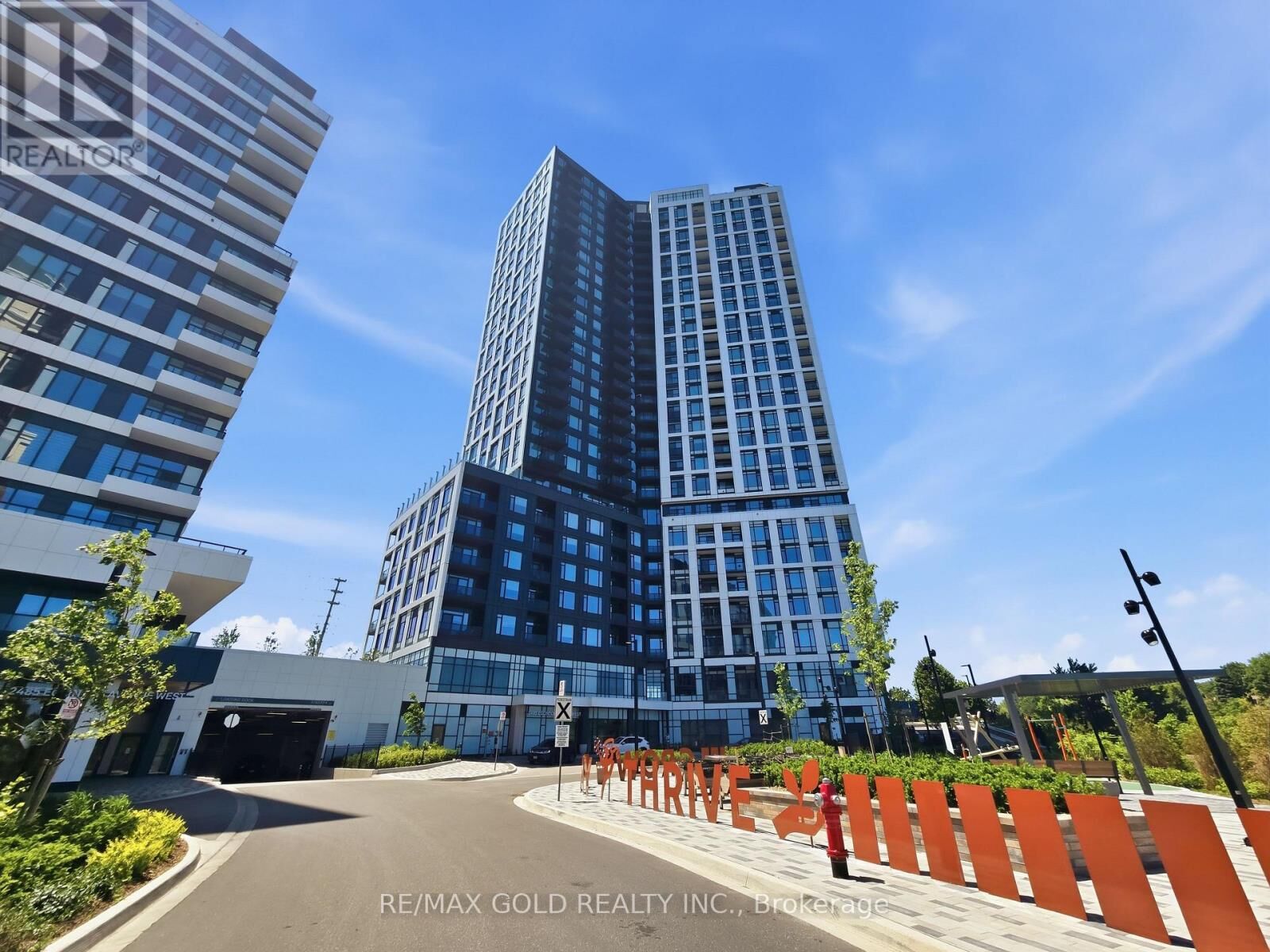 Property Photo:  2495 Eglinton Avenue 208  ON L5M 2T1 