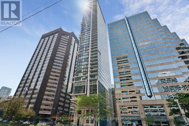 Property Photo: 426 University Avenue 3102 ON M5G 1S9