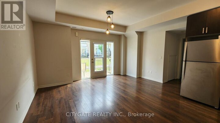 Property Photo:  1 Beckenrose Court 133  ON L6Y 6G2 