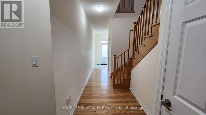 Property Photo:  263 Fleetwood Drive  ON L1K 3E8 