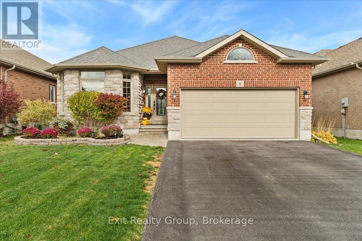 Property Photo:  14 Cavendish Drive  ON K8N 0C2 