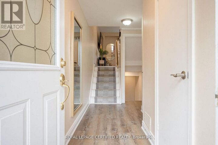 Property Photo:  371 Bronte Street South 91  ON L9T 3K5 