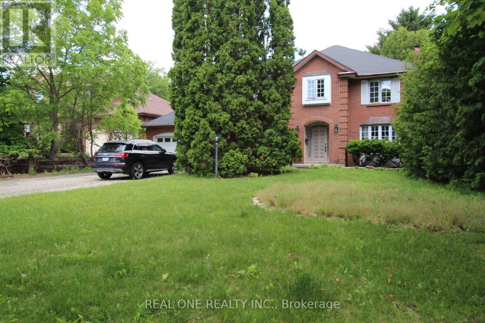 Property Photo: 53 Hillview Boulevard ON N6G 3A7