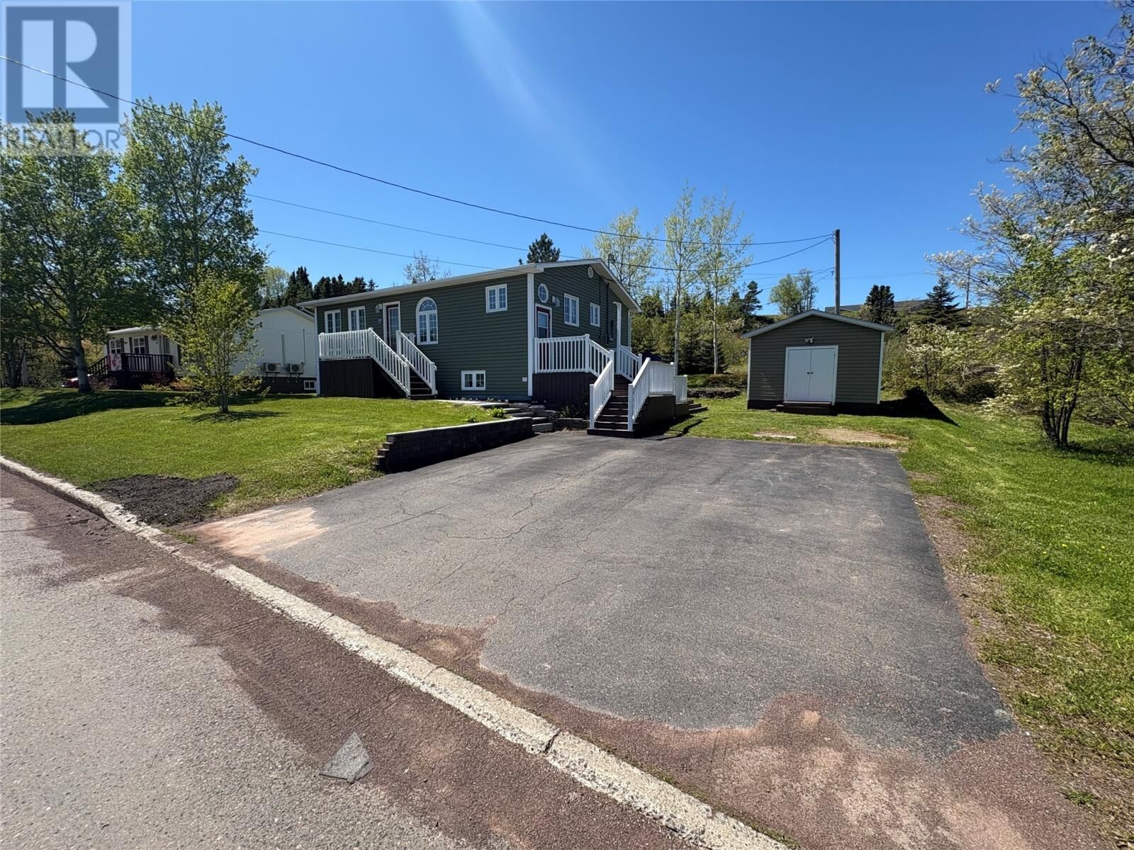 Property Photo:  10 Hillview Road  NL A0H 1C0 