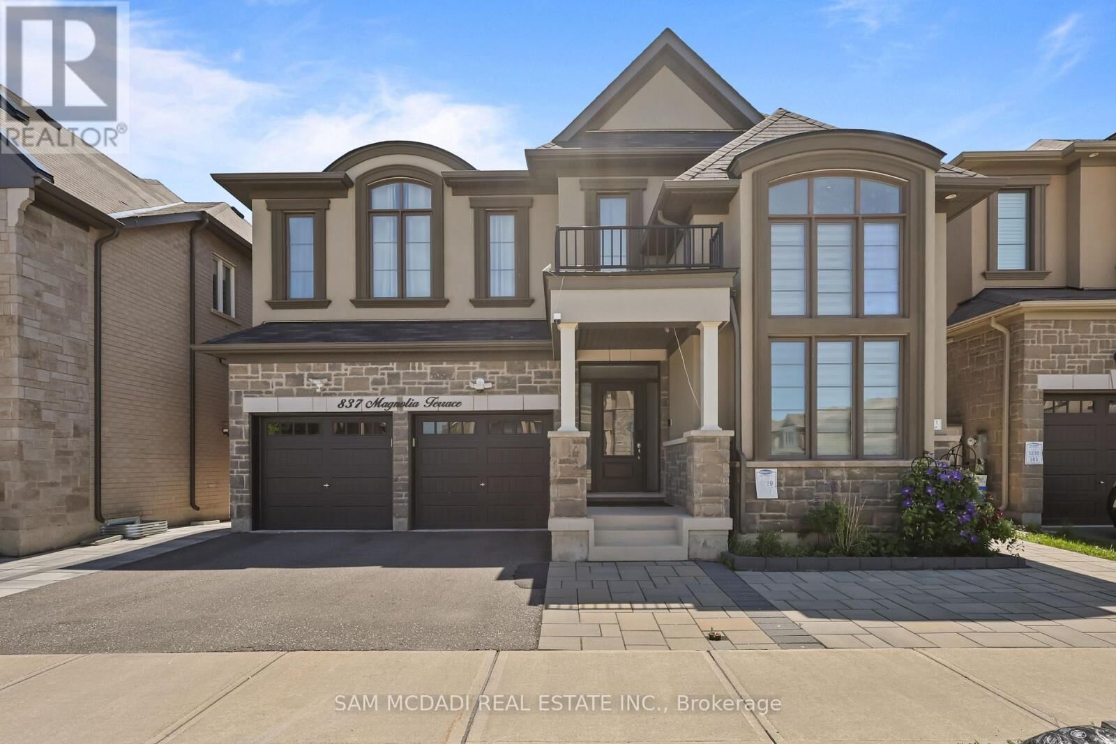 Property Photo:  837 Magnolia Terrace  ON L9T 7E7 