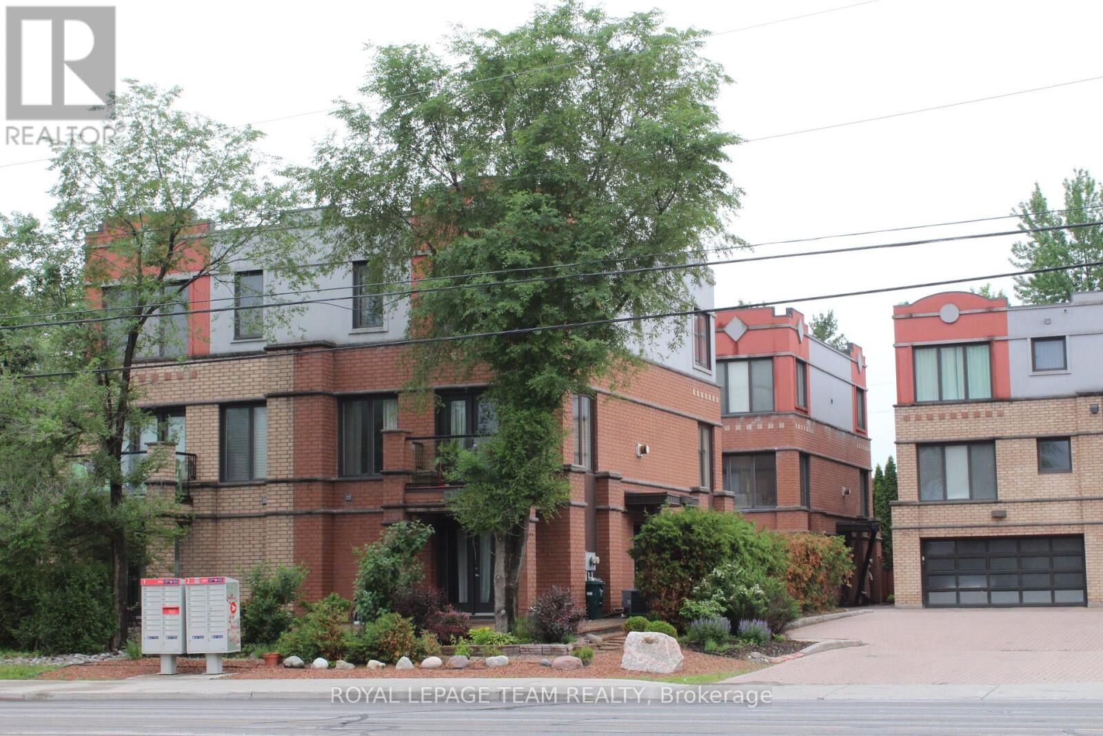 Property Photo:  3358 Carling Avenue  ON K2H 0A7 