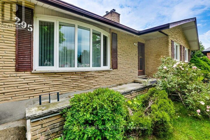 Property Photo:  295 John Street South  ON N5H 2C9 