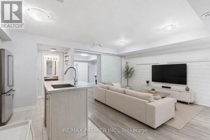 Property Photo: 2315 Sheppard Avenue West 44 ON M9M 0E8