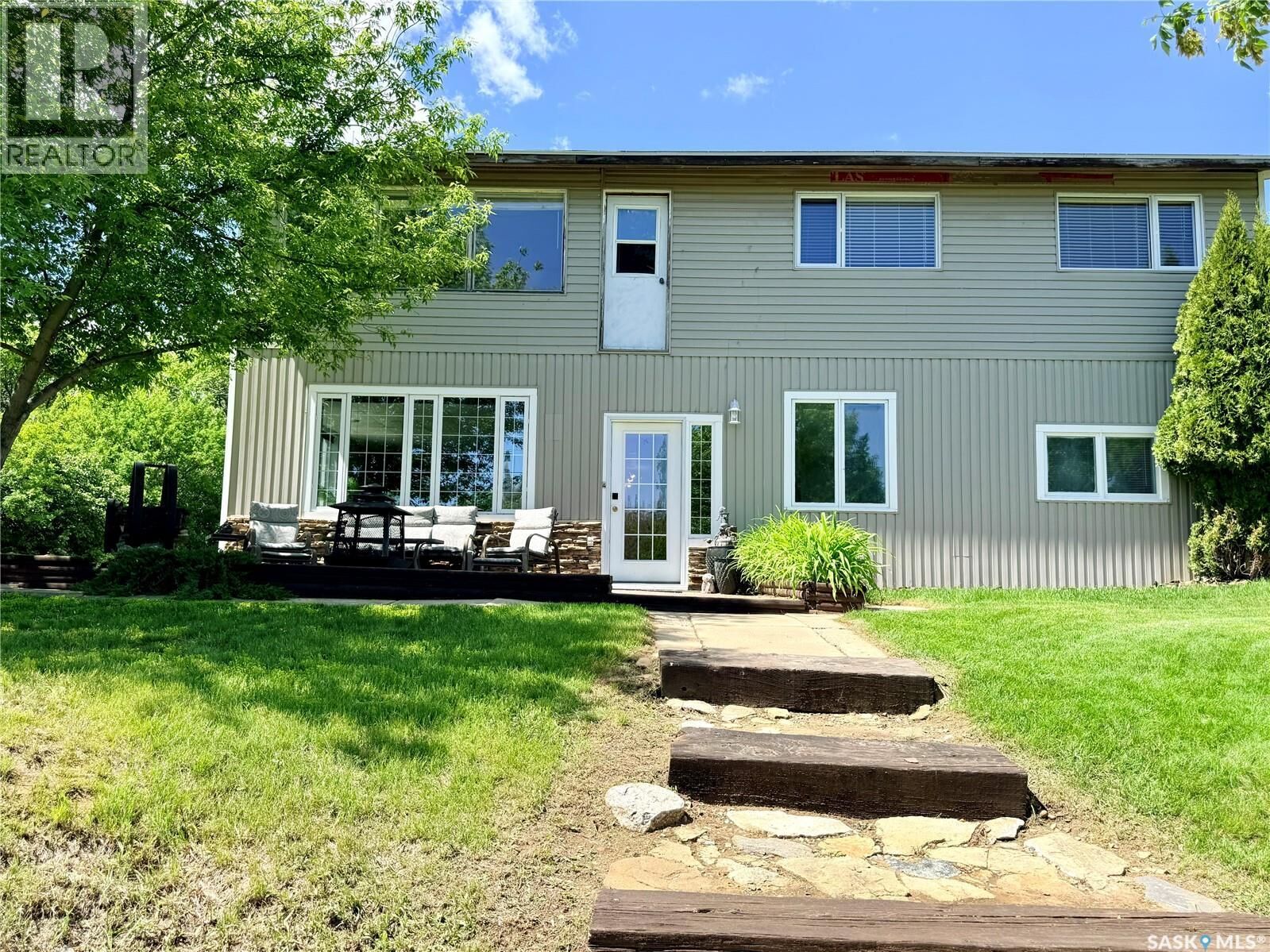 Property Photo: 211 Wall Ridge Trail SK S0N 2Y0