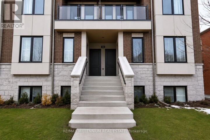 Property Photo:  256 Royal York Boulevard 110  ON M8V 2V9 