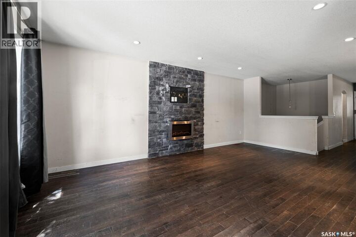 Property Photo: 1861 Broder Street SK S4N 3R7
