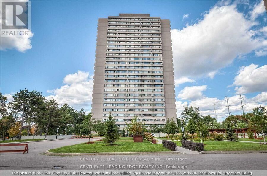 Property Photo:  735 Don Mills Road 1703  ON M3C 1T1 