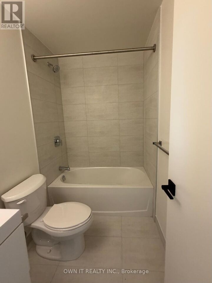 Property Photo: 7 Erie Avenue 805 ON N3S 2E7