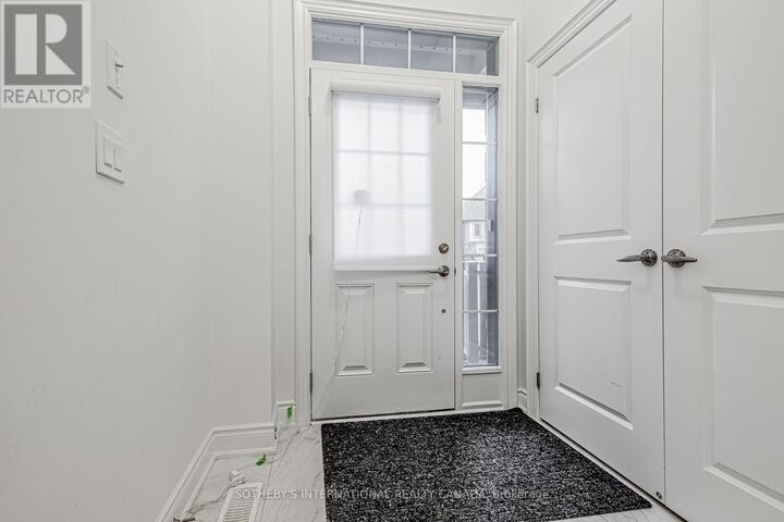 Property Photo: 36 Quinton Ridge Upper ON L6Y 6J4