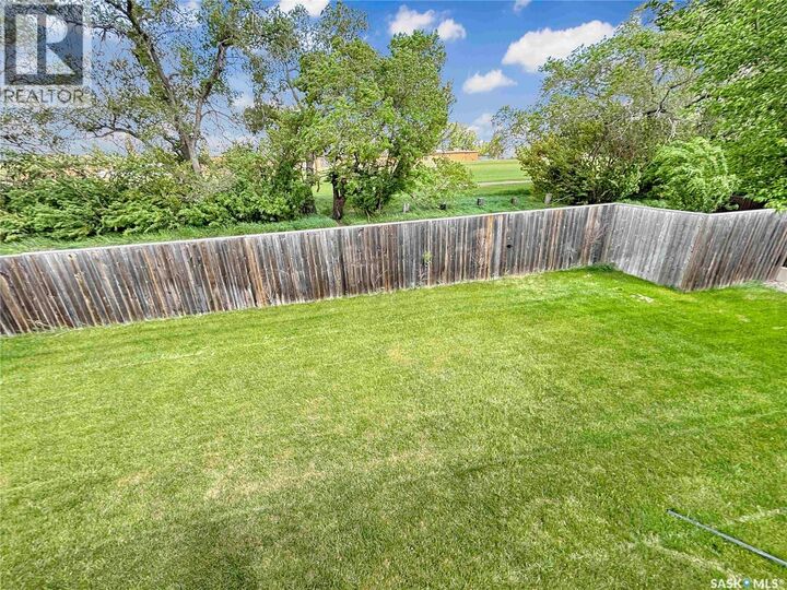 Property Photo:  303 Diefenbaker Avenue  SK S0K 1X0 