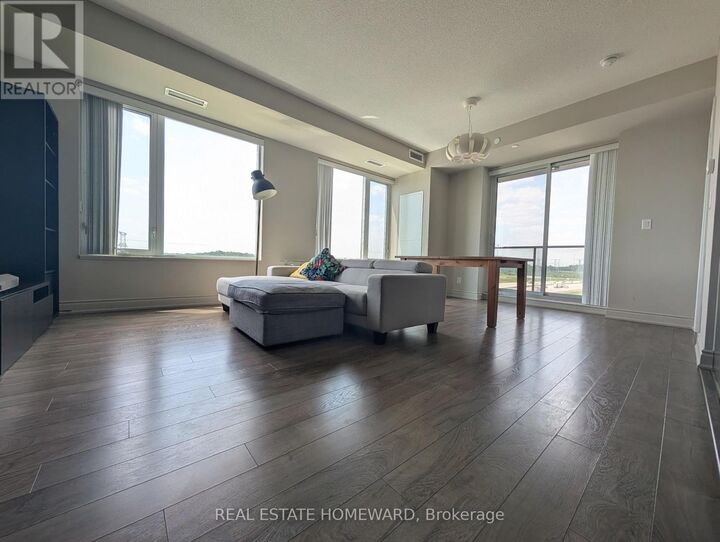 Property Photo:  325 South Park Road 915  ON L3T 0B8 