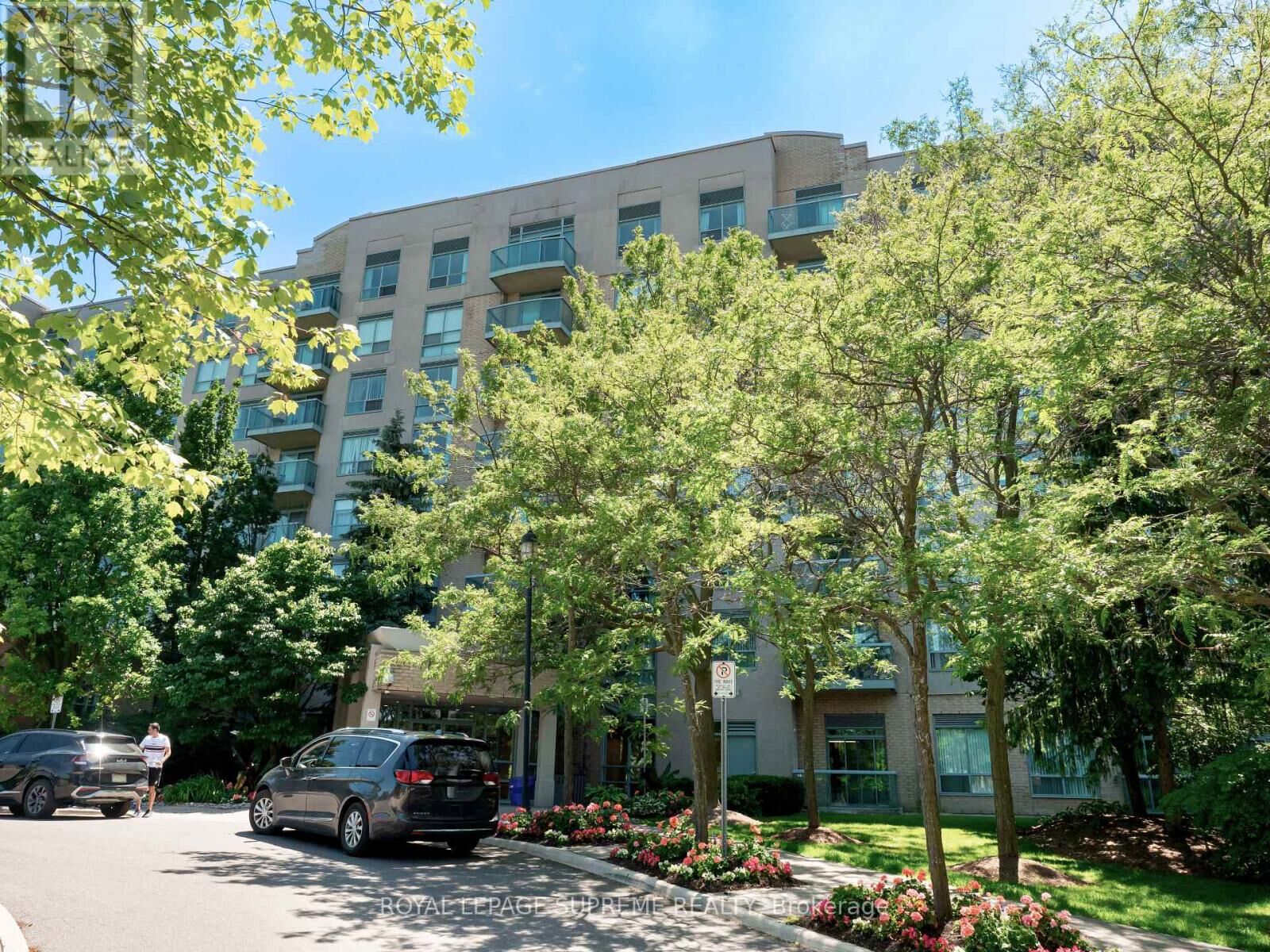 Property Photo:  3 Ellesmere Street 408  ON L4B 4N2 