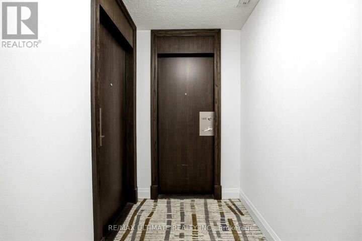 Property Photo:  3 Michael Power Place 1603  ON M9A 0A2 