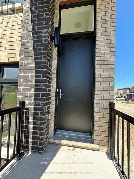Property Photo:  1 Cherry Hill Lane  ON L9J 0M7 