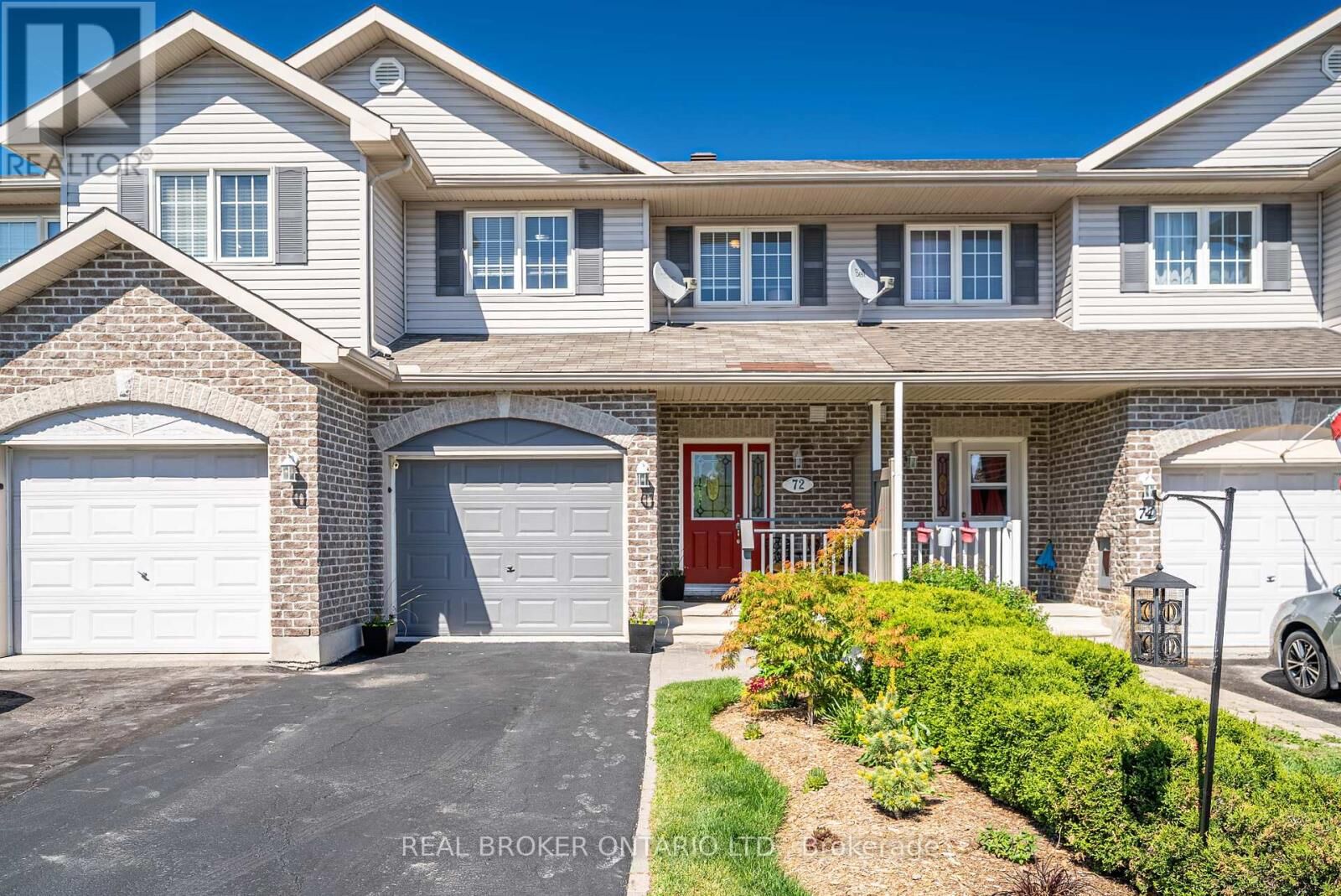 Property Photo:  72 Frieday Street  ON K7S 0A6 