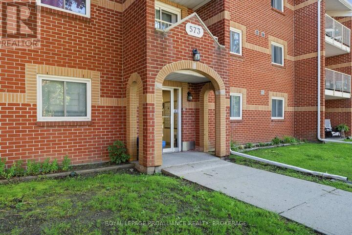 Property Photo:  573 Armstrong Road 217  ON K7M 8J8 