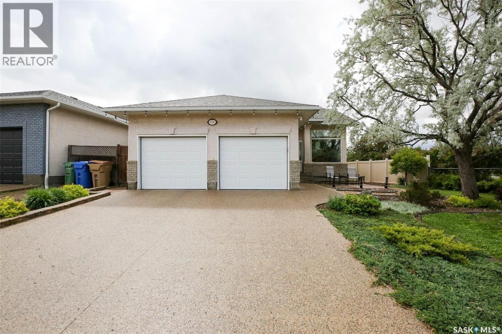 Property Photo: 5082 Fahlman Crescent SK S4X 4R9
