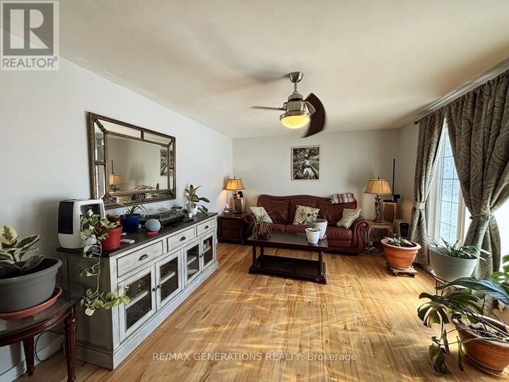 Property Photo: 7 Swallow Drive ON P0T 2C0