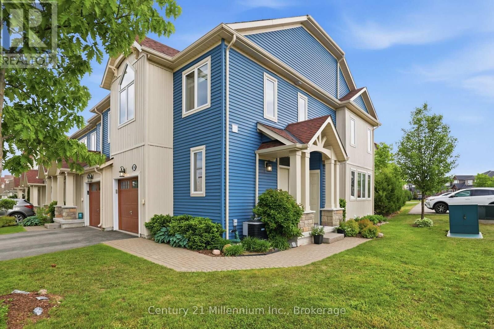 Photo de la propriété:  46 Greaves Avenue  ON L9Y 0Z5 