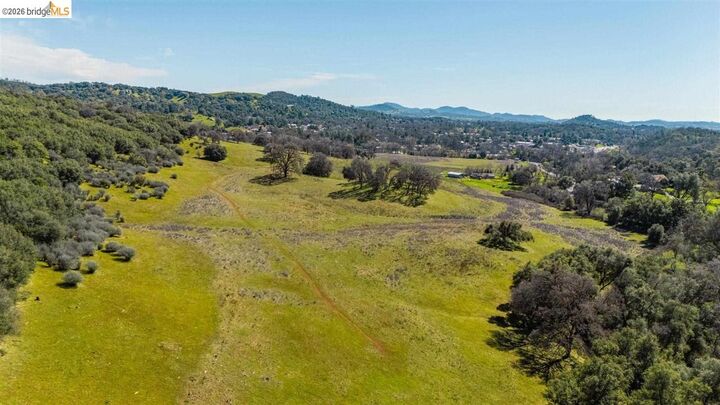 Property Photo:  18650 Jamestown Rd  CA 95327 
