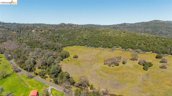 Property Photo: 18701 Rawhide Rd CA 95327