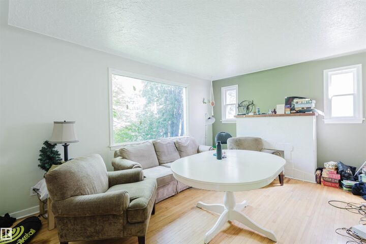 Property Photo:  7230 112 Street NW  AB T6G 1J3 