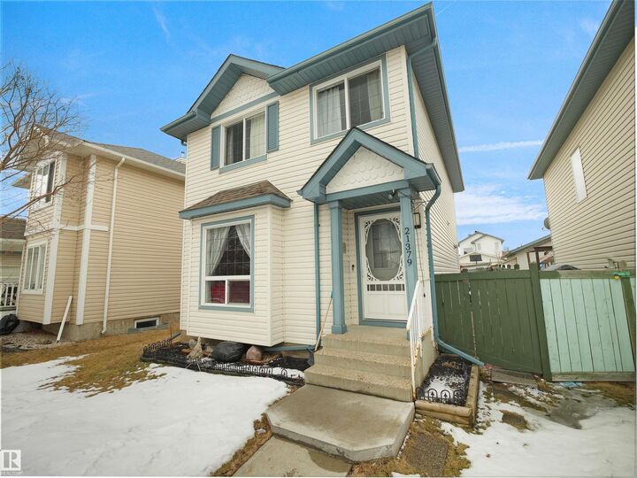 Property Photo:  21379 89 Avenue NW  AB T5T 6V3 