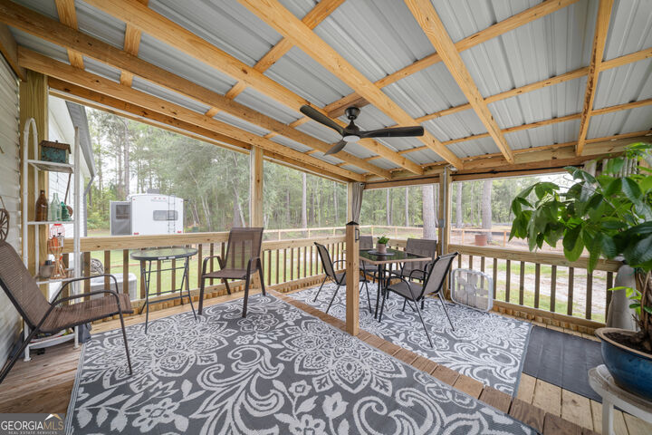 Property Photo: 524 Smith Road GA 31503