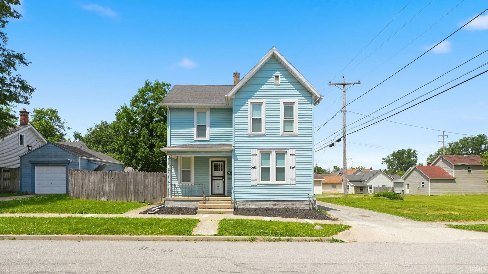 Property Photo:  2016 Oakley Street  IN 46802 