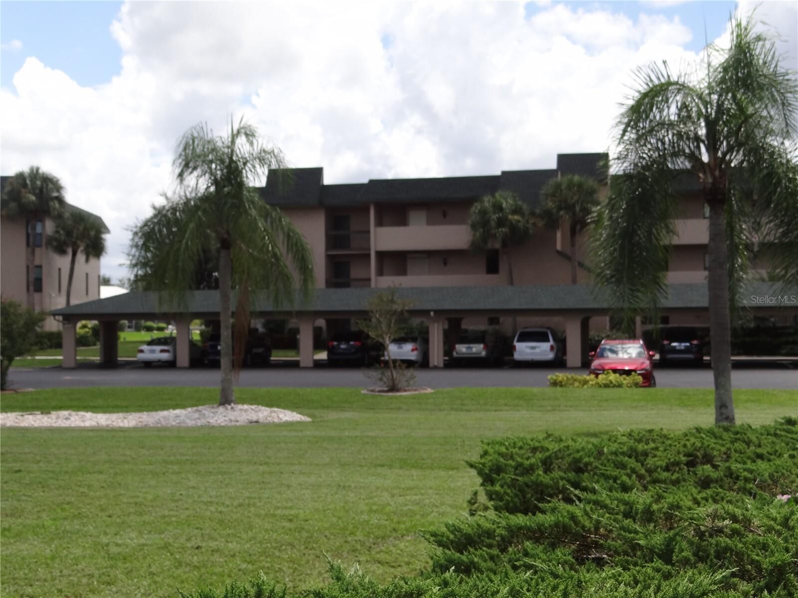 Property Photo: 601 Shreve Street 41C FL 33950