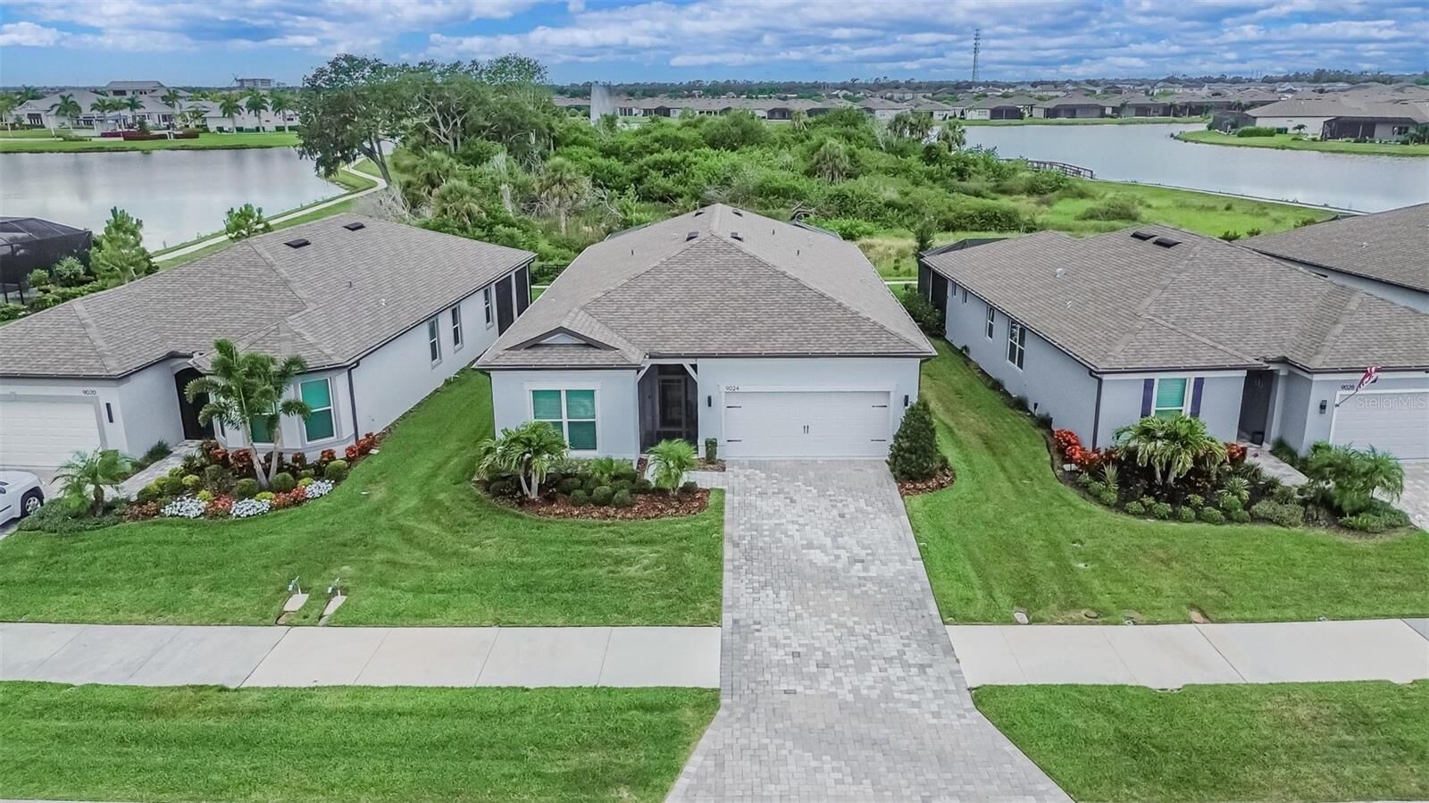 Property Photo: 9024 Barrier Coast Trail FL 34219