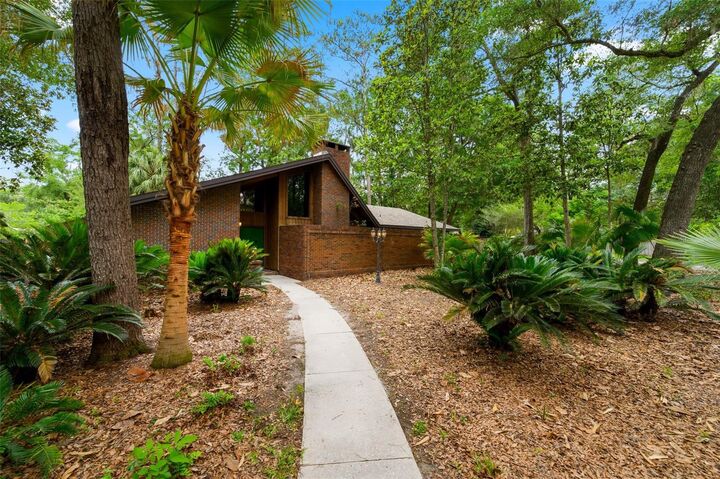 Property Photo:  4216 NW 65th Terrace  FL 32606 
