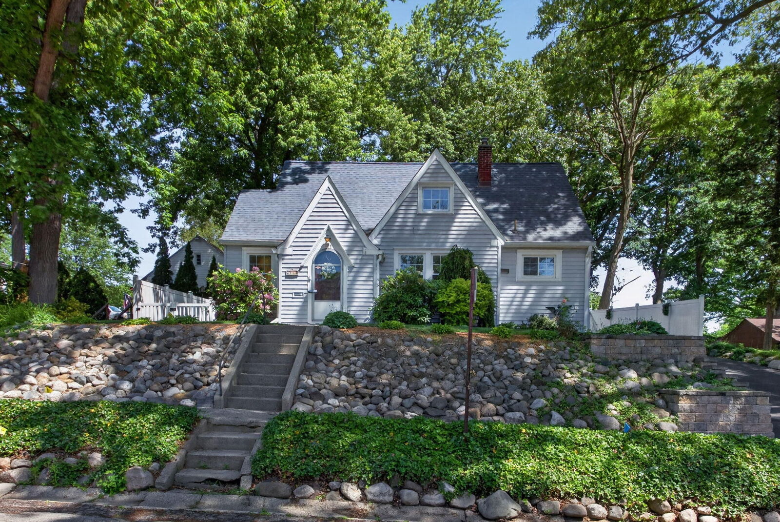 Property Photo:  732 Lawrence Street  MI 49203 
