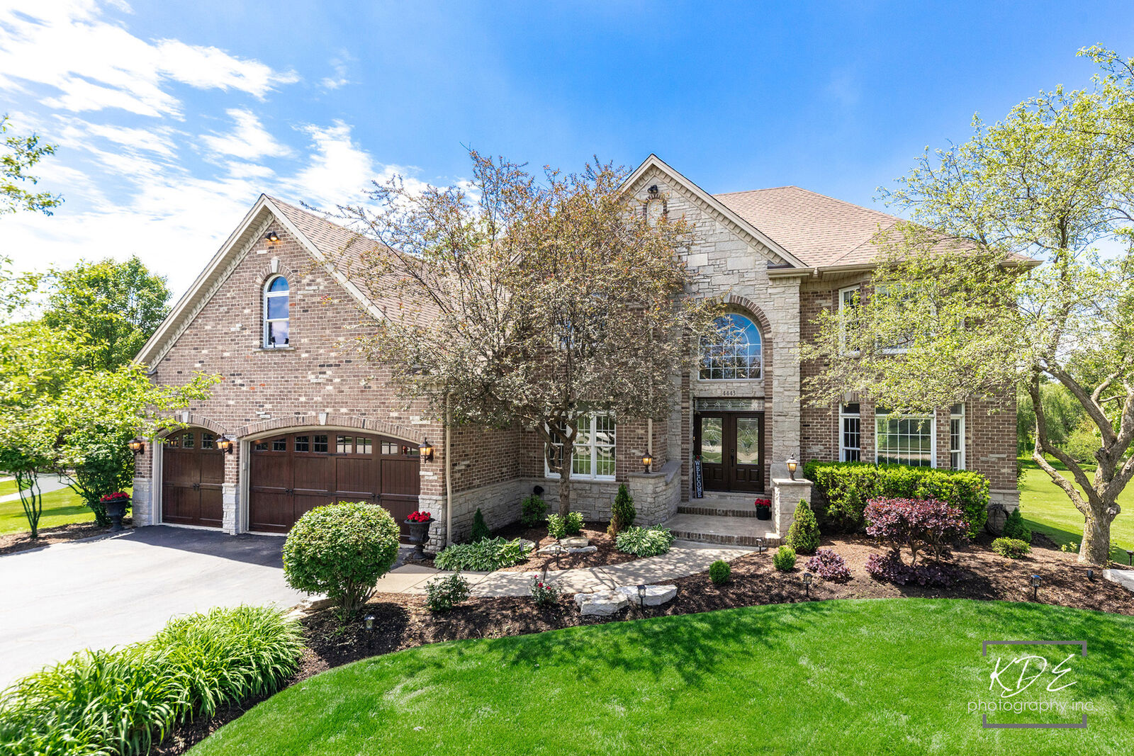 Property Photo:  4443 Esquire Circle  IL 60564 