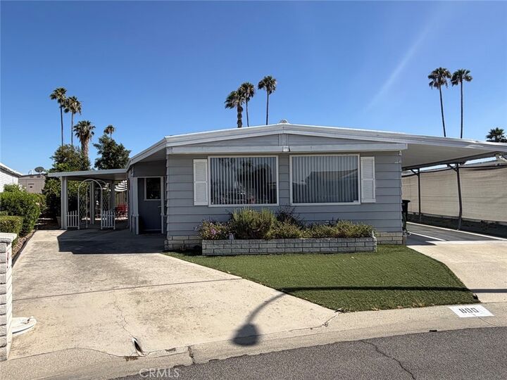 Property Photo:  800 San Mateo  CA 92543 